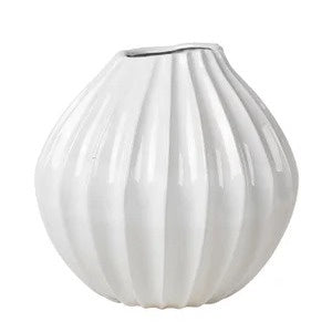 Ceramics: Broste Vase / White / X-Large