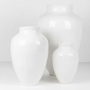 Ceramics: Thea Vase / White Gloss