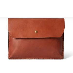 Lifestyle: RM Williams / Hawker Laptop Sleeve / Dark Tan