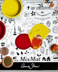 Products: Annie Sloan Mix Mat