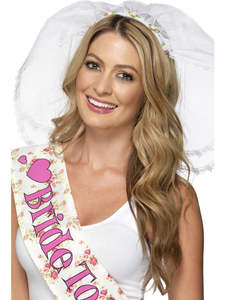 25 And Under: Hen Night Veil for Adults