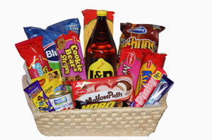 Products: Kiwi Family Picnic CountryGardenFlowers