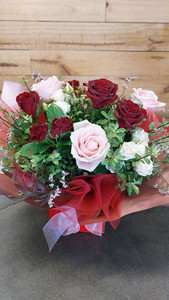 VALENTINE'S Box CountryGardenFlowers
