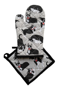 Products: Oven Glove & Pot Holder Set Farm Dogs – Country Outlook