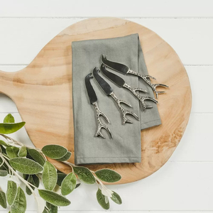 Products: 4 Mini Antler Cheese Knives – Country Outlook