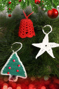 Accessory Patterns: Crocheted Christmas Decorations | Design P109