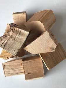 Wood Chunks: Manuka (Ti Tree) Chunks