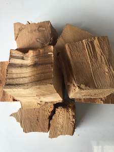 Fruitwood Chunks: Cherry Chunks