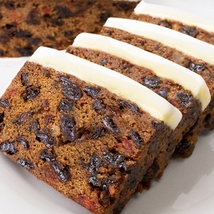 Iced Dark Fruit Cake 1kg - Coupland's Bakeries