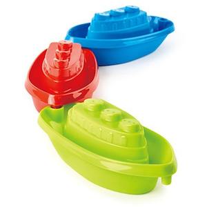 Hape Beach & Bath Boats