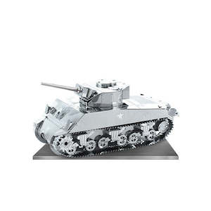 Metal Earth Sherman Tank