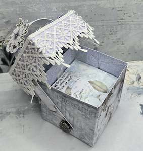 Cardmaking Kits No Instructions: C2515 : Pull Up Lid Box (CK)