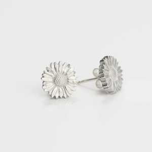 Silver Daisy Stud Earrings