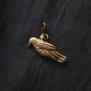 8th Anniversary Bronze And Linen Lace: Emma Cunningham | Bronze Bird Charm