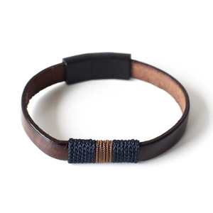 3rd Anniversary Leather And Crystal: Leather Bracelet | Slim Brown with Navy Trim