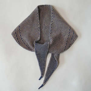Knit Shepherd: Taranaki Neckerchief in Merino | Tūrutu Blue