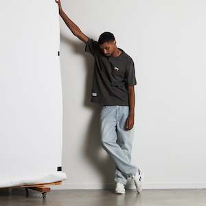 Aw24 Collection: MEN'S STAMP SCRIPT T-SHIRT