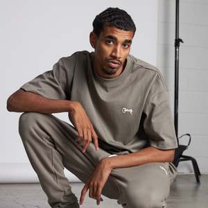 Basic Script Box Fit Tee