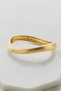 Under 100: Nara Brushed Bracelet - Gold