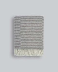 Baya Living: Noah Wool Throw - Oatmeal
