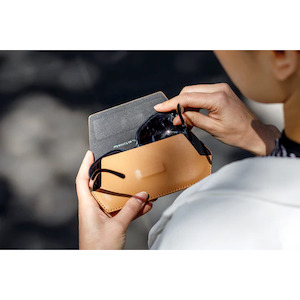 Fox & Leo Glasses Case - Tan