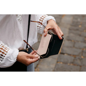 Eyewear: Fox & Leo Glasses Case - Blush