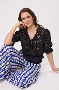 LEMON TREE DESIGN MILANA LACE TOP - BLACK - 249LTDSS25