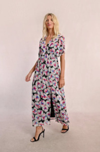 Molly Bracken: MOLLY BRACKEN LADIES WOVEN DRESS - BLACK BIANCA - T1983ADP-BLA