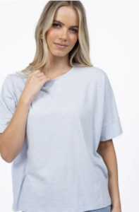 Humidity Lifestyle: HUMIDITY LIFESTYLE DIPPY TEE - ICE BLUE - HS25303