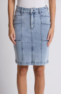 STELLA & GEMMA STRIKE SKIRT - BLEACHED DENIM - ES25SS328