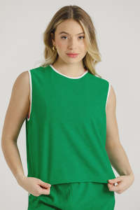 Elwood: ROSE ROAD TRACEY SINGLET - KELLY GREEN TOWELLING