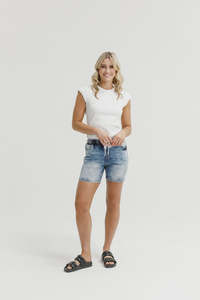 Home Lee: HOME-LEE OCEAN SHORTS - SNOW WASH