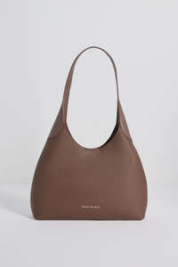 Among The Brave: AMONG THE BRAVE LISBON SHOULDER BAG - BROWN