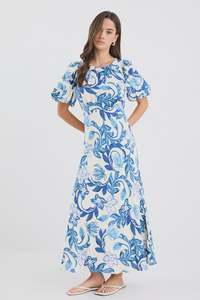 Stories To Be Told: STORIES TO BE TOLD STAGE FLOATY MAXI DRESS - BLUE FLORAL