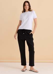 Betty Basics: BETTY BASICS KENZIE JOGGER - BLACK