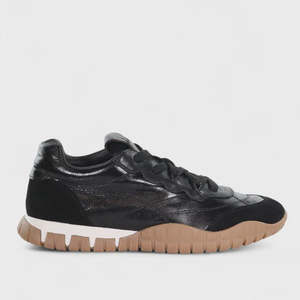 Minx: MINX - LUXE RUNNER - BLACK SUEDE LEATHER