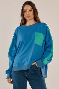 Betty Basics: BETTY BASICS TANIA SWEATSHIRT - BLUE/GREEN