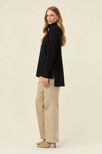 Isle Of Mine: ISLE OF MINE - JUNO JUMPER - ONYX