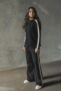 Home Lee: HOME-LEE - L/S CHRIS TEE - BLACK & SAND
