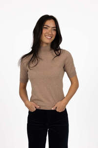 Humidity Lifestyle: HUMIDITY LIFESTYLE VERA TOP - HAZELNUT