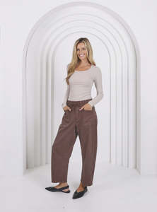 MONACO JEANS - LEO BARREL JEANS - CHOCOLATE