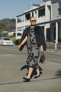 Home Lee: HOME-LEE IVY MIDI DRESS - GRAPHITE DAISIES