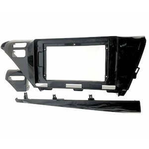 10.1" TOYOTA Camry 2018+ Compatible FITTING KIT