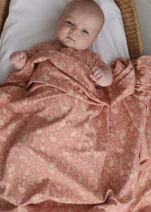 Baby Swaddle | Mead-Doe