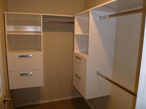 Standard wardrobe tower