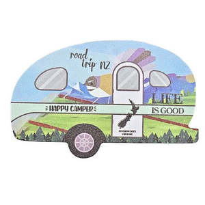 Happy Campers: Happy Camper Caravan Magnet with Fantail