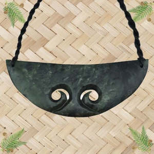 New Zealand Jewellery: NZ Greenstone Breastplate Pendant with Double Koru - 120mm