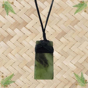NZ Greenstone Toki Light Pendant - 45mm