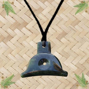 New Zealand Jewellery: NZ Greenstone Shepherd's Whistle Pendant - 32mm