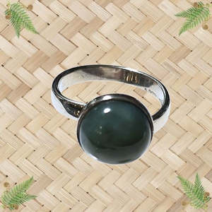 New Zealand Jewellery: NZ Greenstone Adjustable Ring in Sterling Silver - 8mm